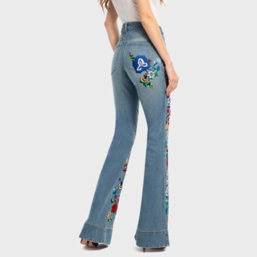 Alice + Olivia Ryley Low Rise Floral Bell Jeans - Picture 3 of 4